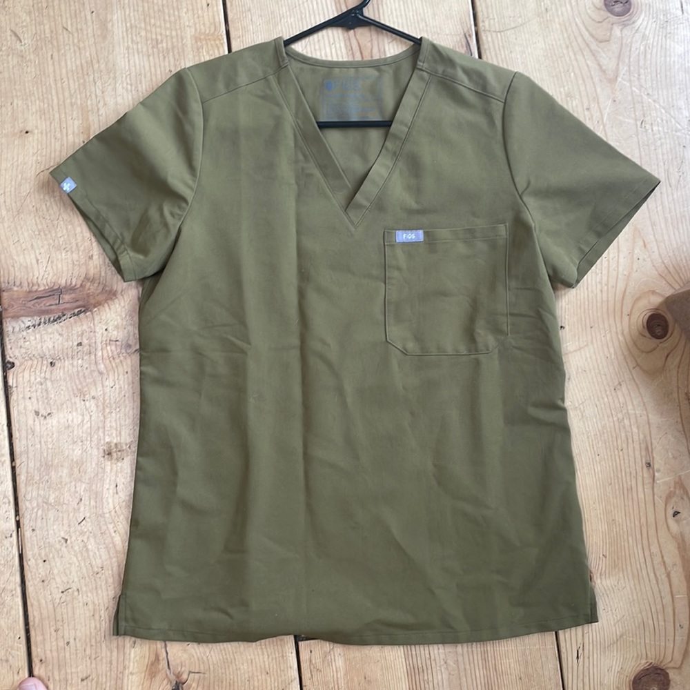 Figs scrubs